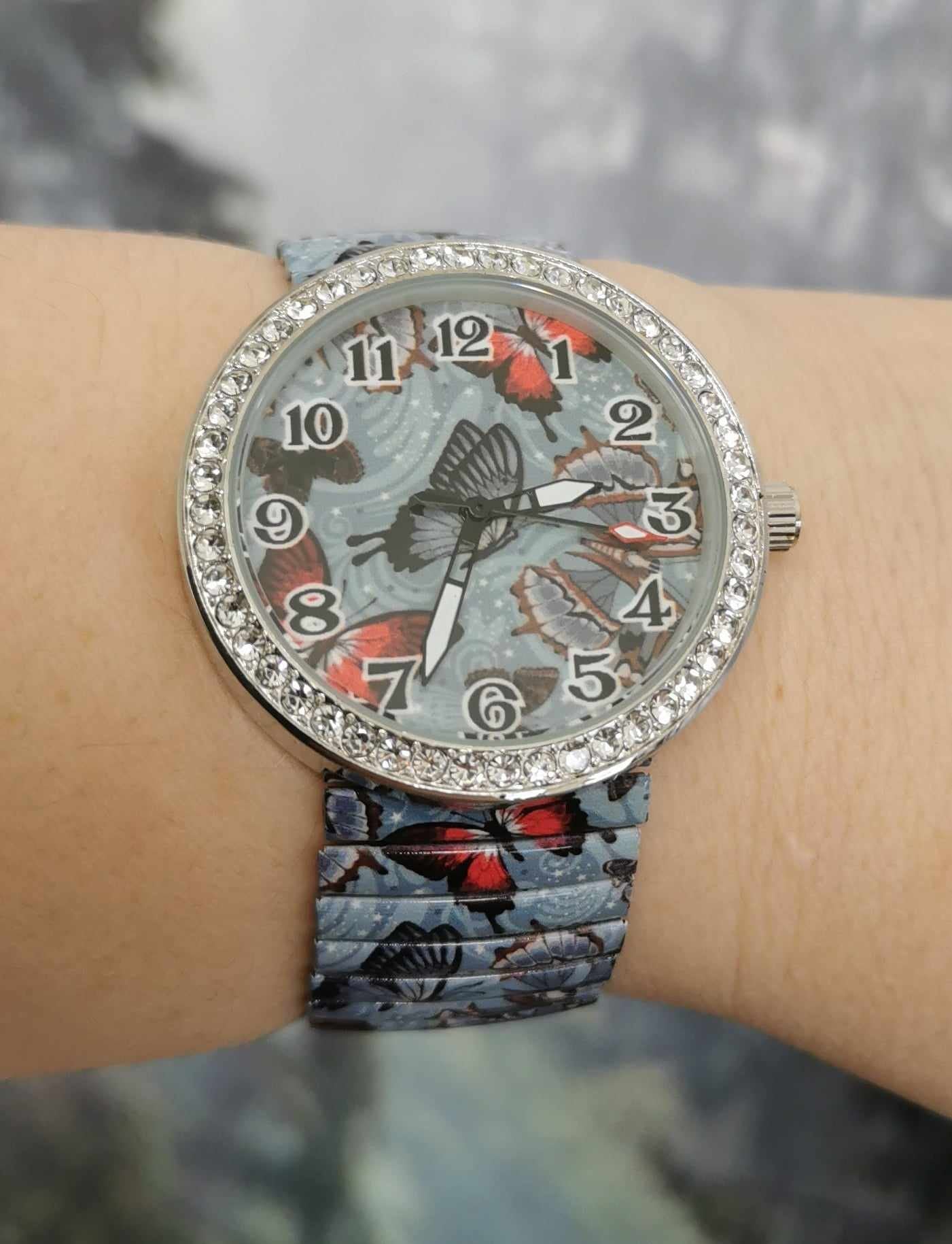 Montre extensible femme recouvert d'émail