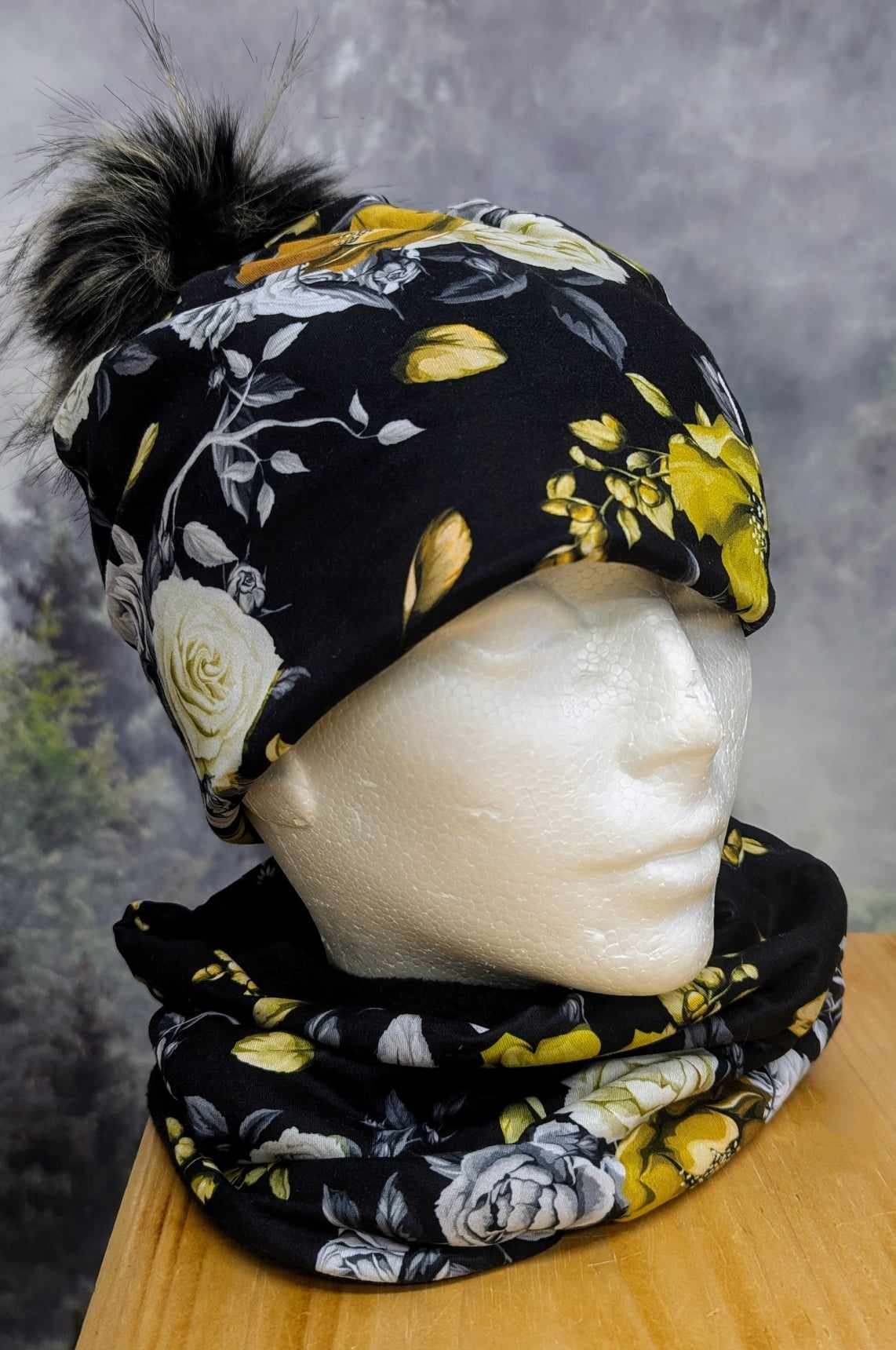 Tuque doublée pour femme faite à la main - Avec ou sans Cache-cou