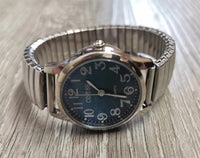 Montre extensible pour femmes fond bleu